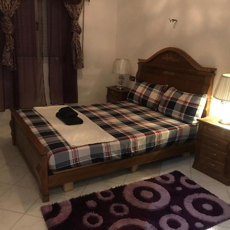 Appartement Familal A Trois Chambres En Face Marjane & Hotel Ahlen Tanger Ngoại thất bức ảnh